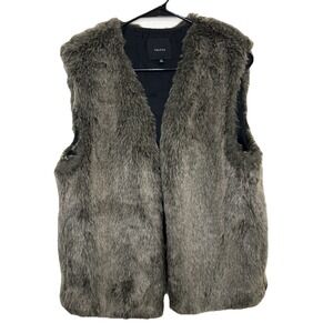 Aritzia TALULA Park Slope Sleeveless‎ Faux Fur Vest Medium